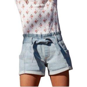 NWOT ABERCROMBIE KIDS High-Rise Paper Bag Waist Light Denim Shorts Size 11/12